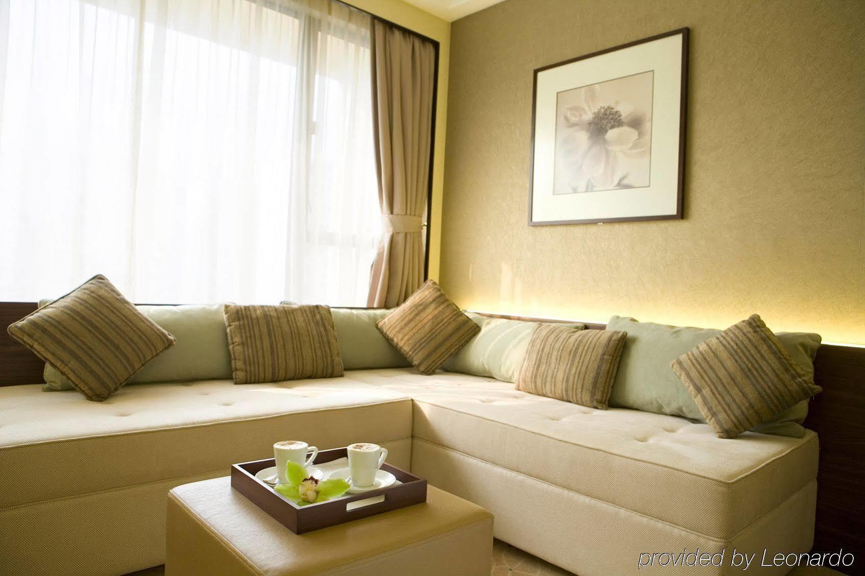 Garden Hotel